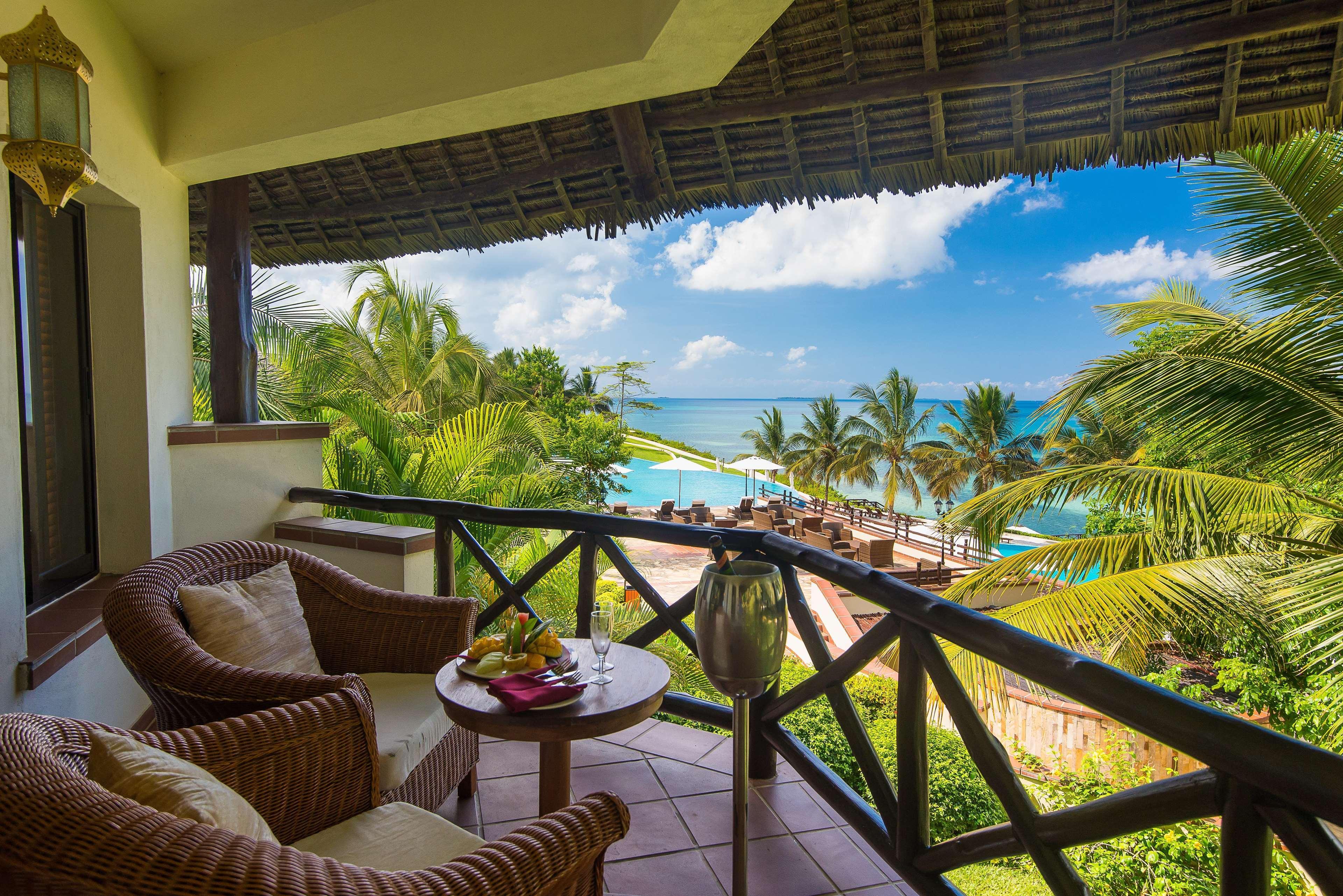 Sea Cliff Resort & Spa Zanzibar Buitenkant foto