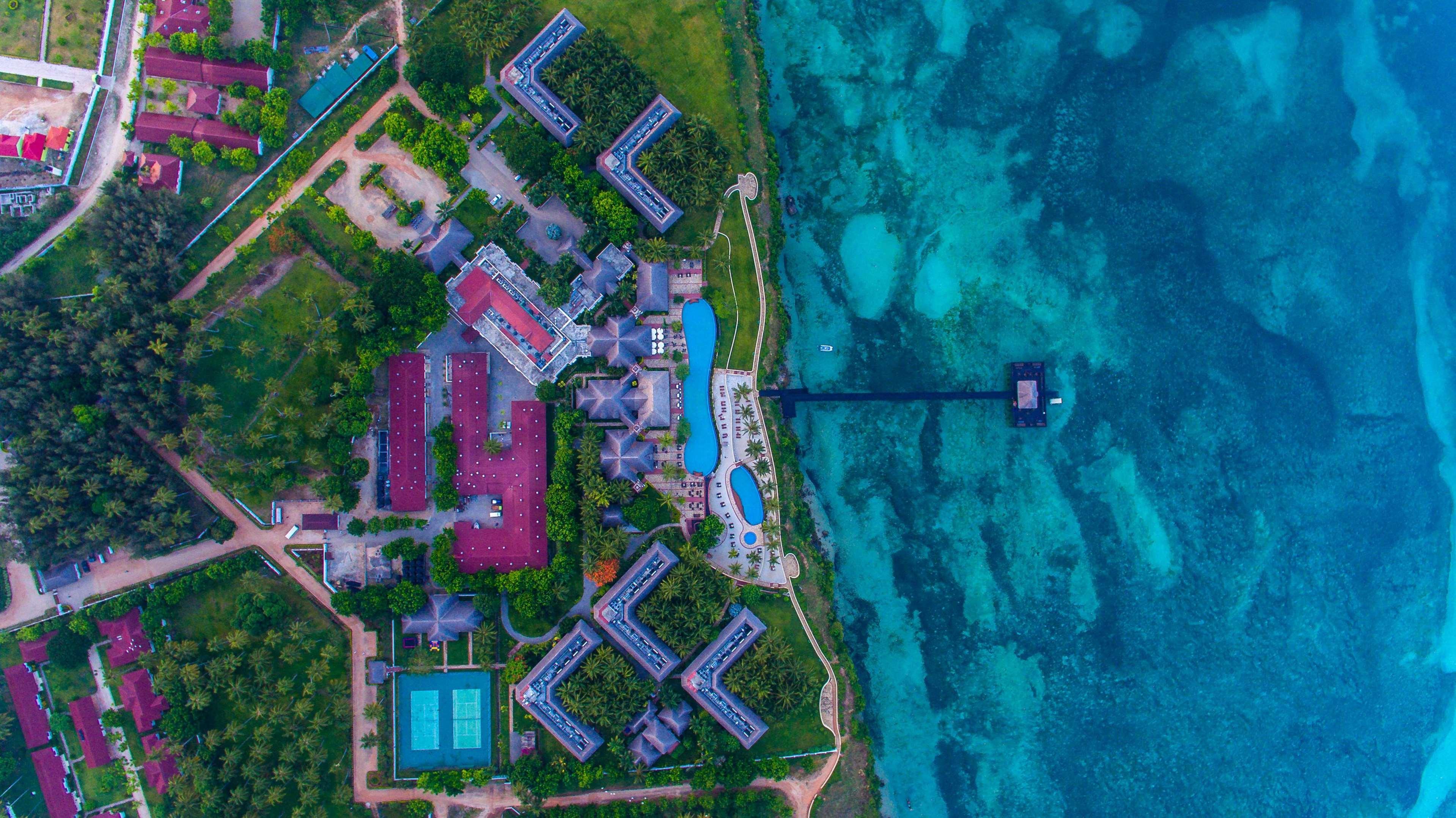Sea Cliff Resort & Spa Zanzibar Buitenkant foto