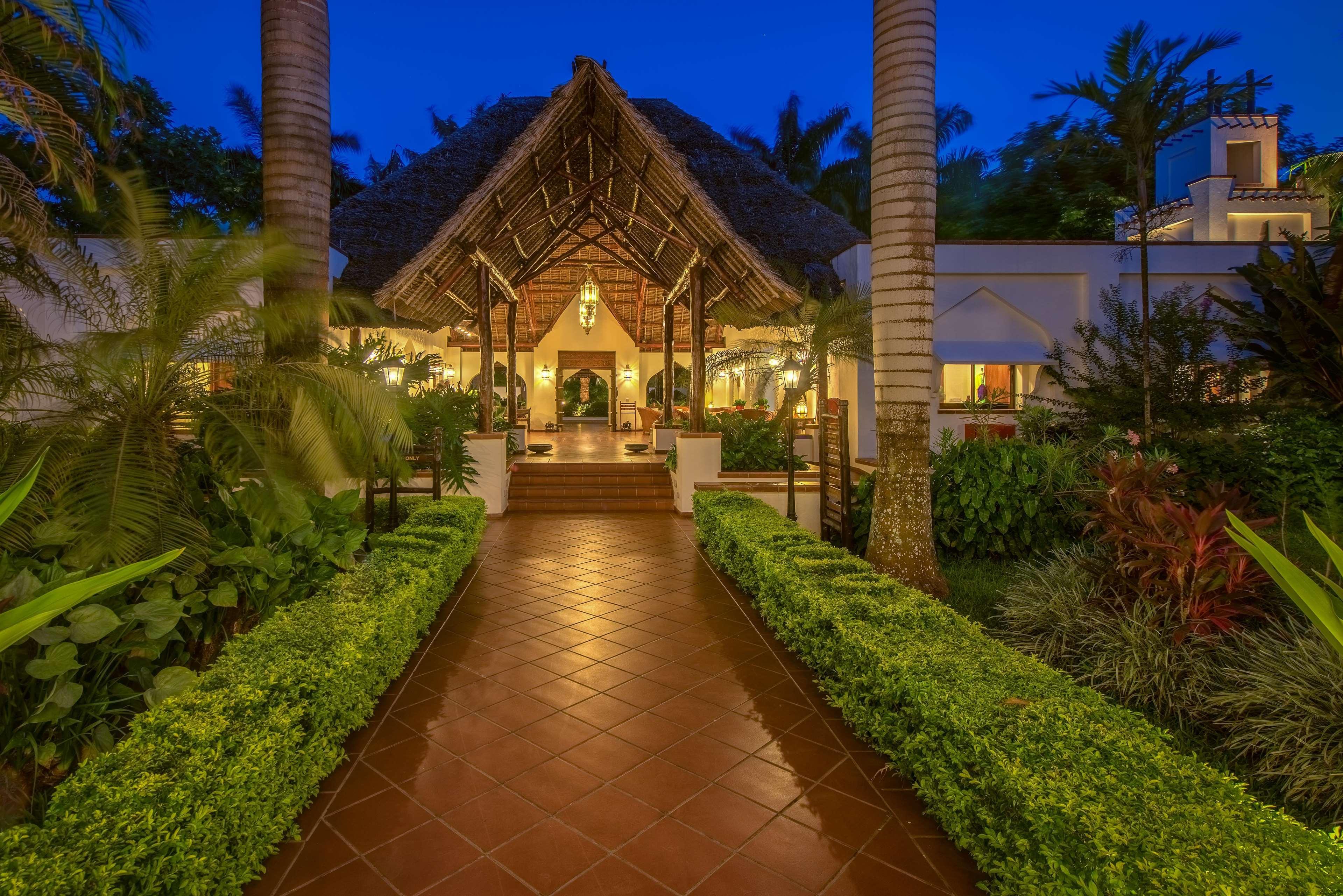 Sea Cliff Resort & Spa Zanzibar Buitenkant foto