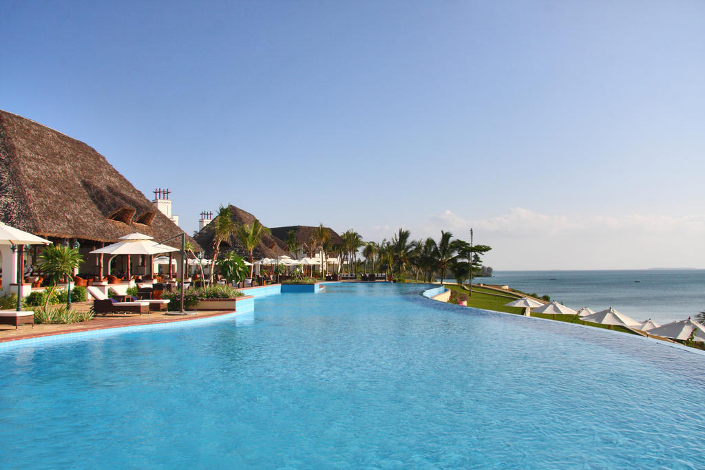 Sea Cliff Resort & Spa Zanzibar Buitenkant foto